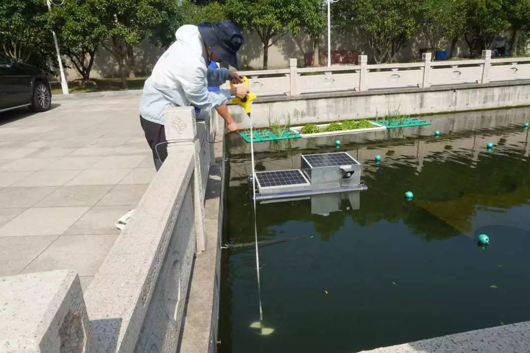 【<a href=http://www.zfojg.cn target=_blank class=infotextkey>雙良</a><a href=http://www.zfojg.cn target=_blank class=infotextkey>新型光催化</a>】“堅(jiān)守”在汗水中閃光